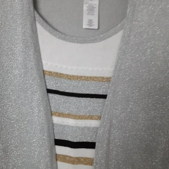 Alfred Dunner Medium Petite Silver Metallic Top w/Attached Shell & Long Sleeves - Picture 2 of 5